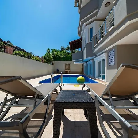 Necati Bey Мармарис